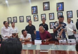Signing ceremony of the Memorandum of Understanding (MoU) between Baywari Moris Found and the Ministry of Public Works of Timor-Leste, marking the official agreement for the Aileu road rehabilitation project.